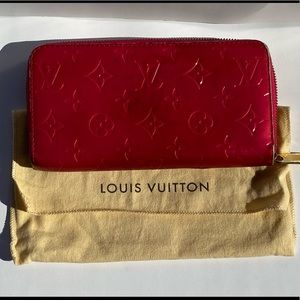 🔥SALE🔥 Louis Vuitton Long Zippy Wallet